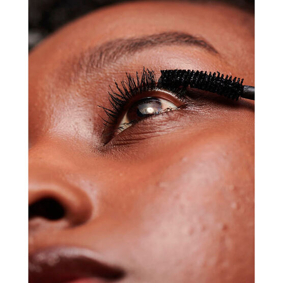 HIGH IMPACT M�SCARA DE C�LIOS